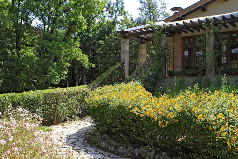 Camping Il Boschetto Di Piemma Hotel San Gimignano Exterior photo